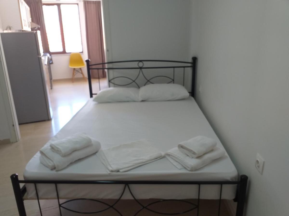 Happy Apartment
